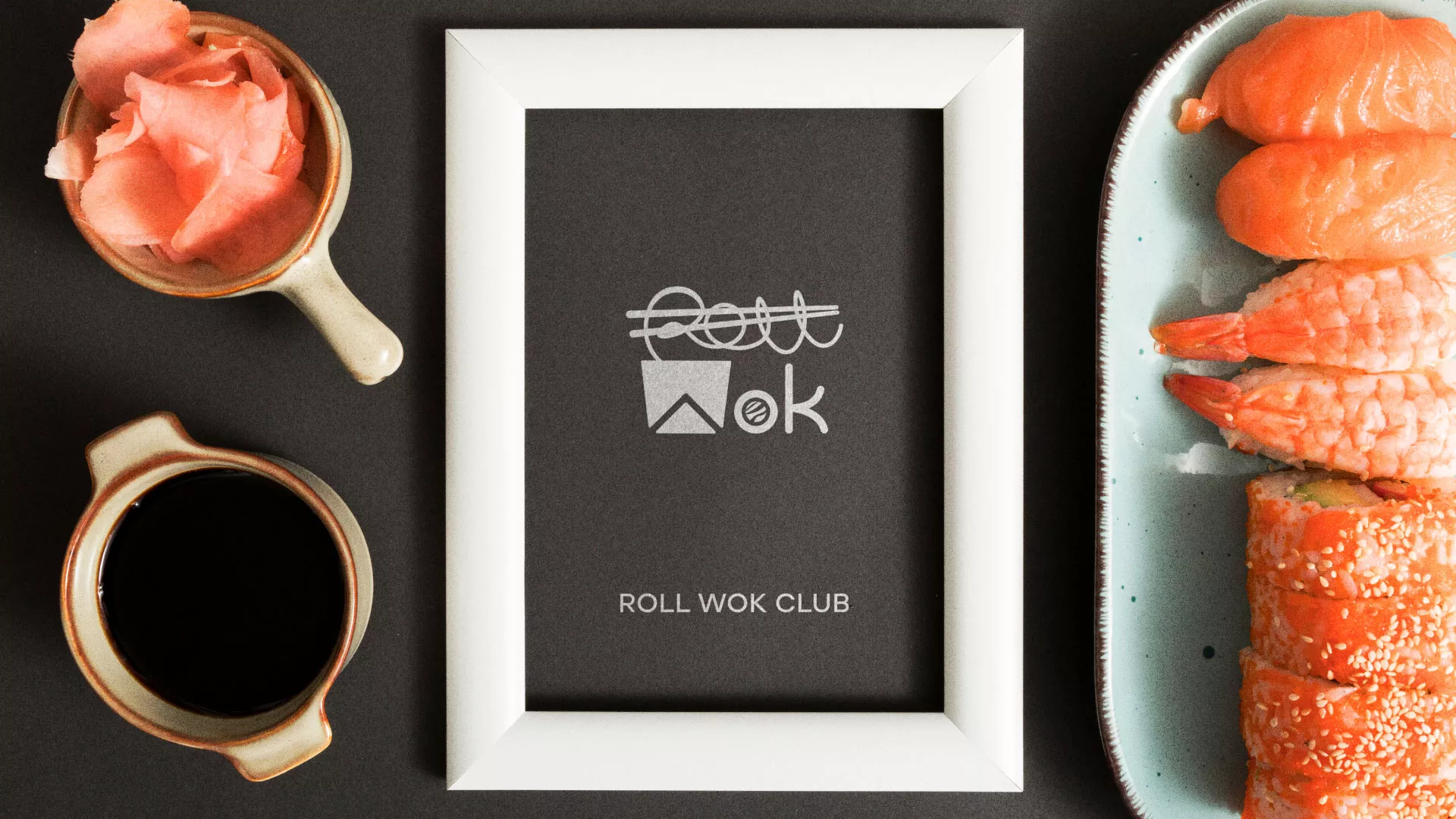 Разработка логотипа суши-бара «Roll Wok Club» в Грязовце